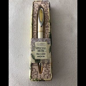 A Special Gift 💝 For Mom from History & Heraldry